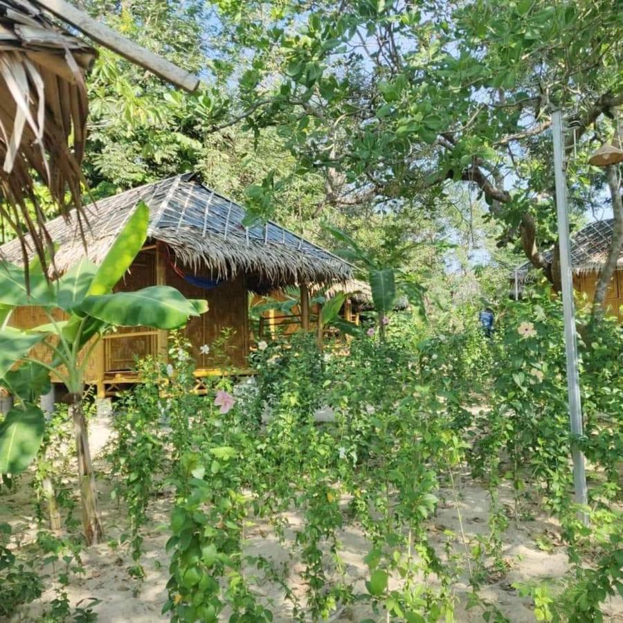 Rabbit Bungalow Koh Phayam Exterior foto